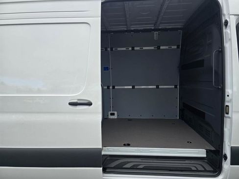 New 2026 Mercedes-Benz Sprinter 2500 image 16