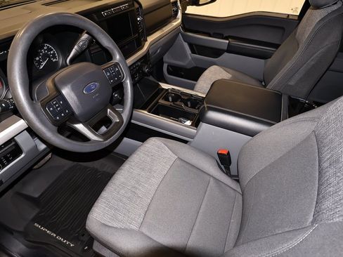 Certified 2024 Ford F450 XLT w/ 360-Degree Camera Package image 33