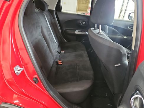 Used 2016 Nissan Juke SV w/ Technology Package AWD/4WD image 10