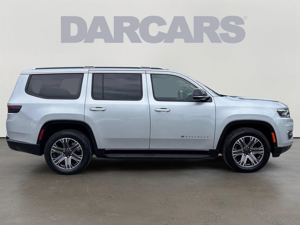Used 2024 Jeep Wagoneer Series II AWD/4WD image 8
