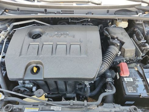 Used 2014 Toyota Corolla LE image 26