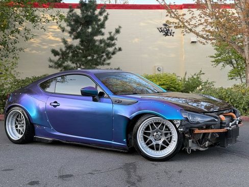 Used 2015 Scion FR-S Release Series 1.0 RWD image 2