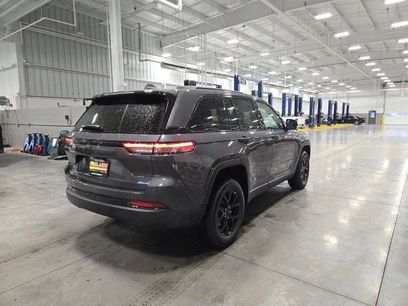 New 2025 Jeep Grand Cherokee Altitude