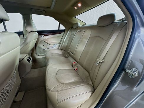 Used 2010 Cadillac CTS Luxury image 24