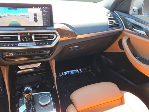 Used 2022 BMW X4 xDrive30i w/ Parking Assistance Package image 15
