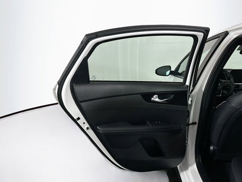 Used 2024 Kia Forte GT-Line image 26