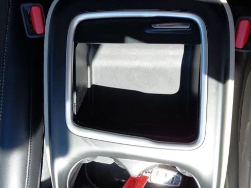 Used 2024 Chrysler Pacifica Touring-L image 22