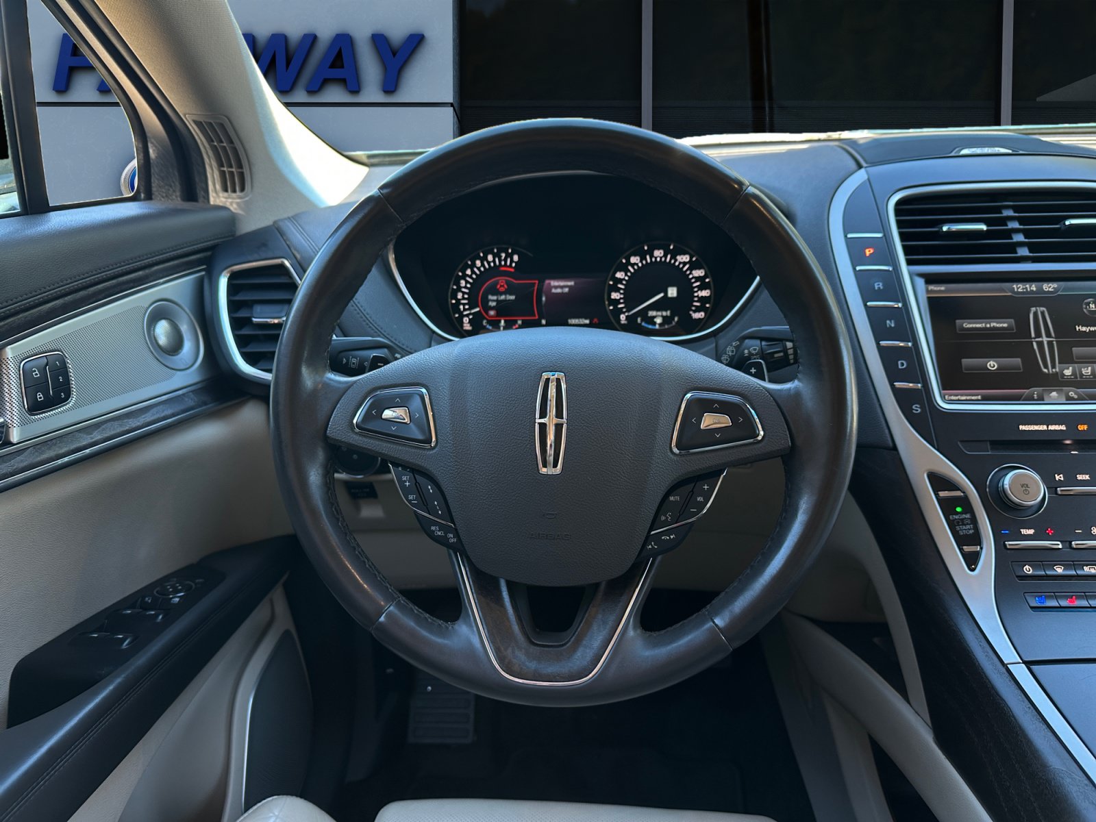 Used 2016 Lincoln MKX Reserve w/ Luxury Package AWD/4WD image 14