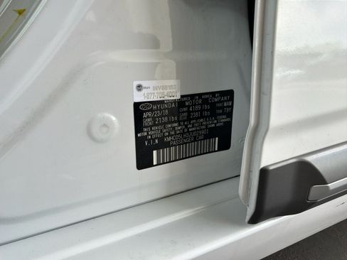Used 2018 Hyundai Ioniq Limited FWD image 21