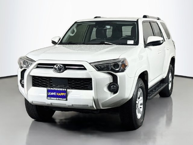 Used 2023 Toyota 4Runner SR5 Premium AWD/4WD image 3