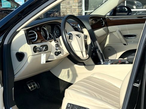 Used 2015 Bentley Flying Spur V8 image 27