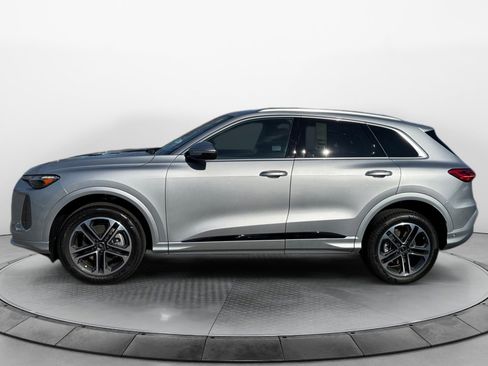 New 2025 Audi Q5 Premium Plus image 4