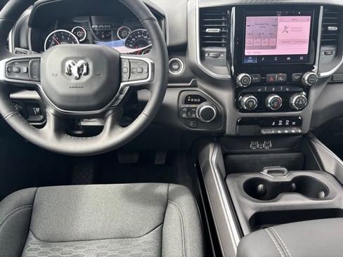 New 2026 RAM 1500 Big Horn AWD/4WD image 19
