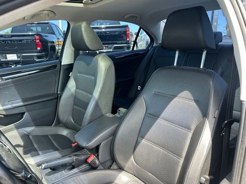 Used 2015 Volkswagen Jetta TDI SEL FWD image 17