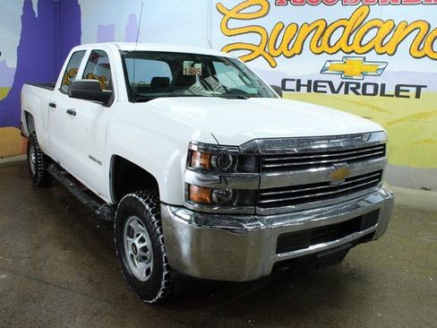 Used 2015 Chevrolet Silverado 2500 W/T image 2