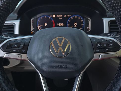 Used 2021 Volkswagen Atlas SEL Premium image 20