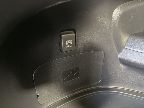 Used 2019 Honda Pilot Elite image 23