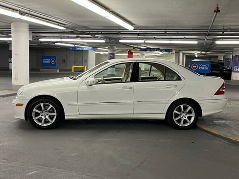 Used 2007 Mercedes-Benz C 280 4MATIC Sedan image 27