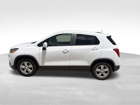 Used 2019 Chevrolet Trax LS FWD image 6