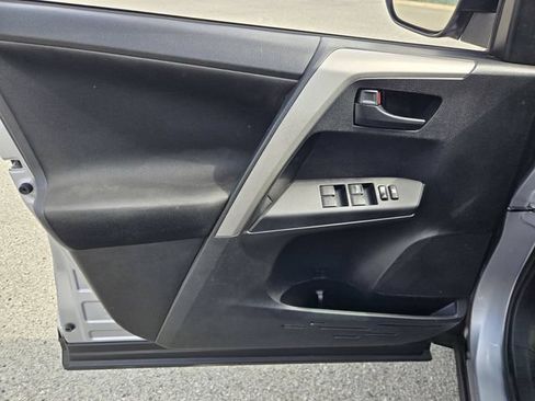 Used 2017 Toyota RAV4 LE w/ Carpet Mat Package FWD image 16