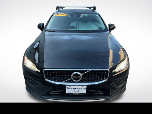 Used 2020 Volvo V60 T5 Cross Country w/ Protection Package Premier AWD/4WD image 8