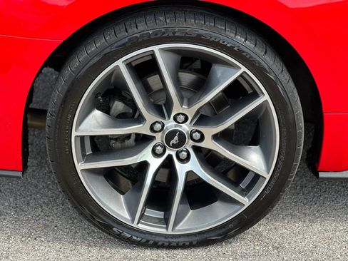 Used 2017 Ford Mustang GT Premium RWD image 20