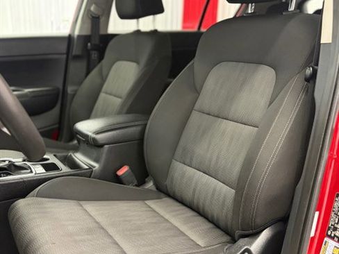 Used 2020 Kia Sportage LX FWD image 12