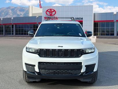 Used 2024 Jeep Grand Cherokee L Laredo