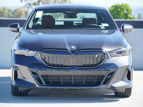 New 2026 BMW i5 eDrive40 w/ M Sport Package image 2