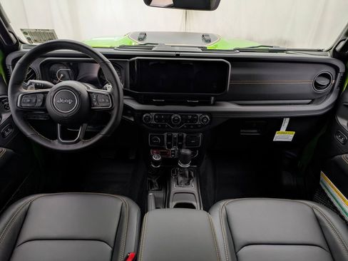 New 2025 Jeep Wrangler Unlimited Rubicon 392 image 22