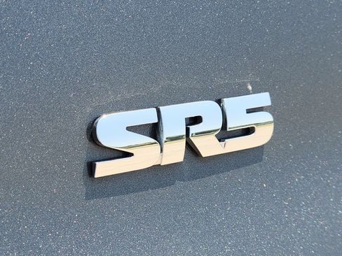 Used 2018 Toyota 4Runner SR5 Premium AWD/4WD image 13