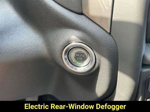 New 2025 Chevrolet Silverado 1500 Custom image 13