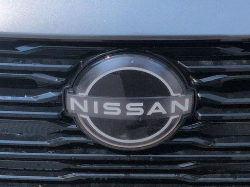 Used 2024 Nissan Altima 2.5 SV FWD image 32