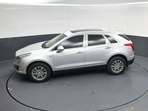 Used 2018 Cadillac XT5 Luxury w/ Driver Awareness Package image 46