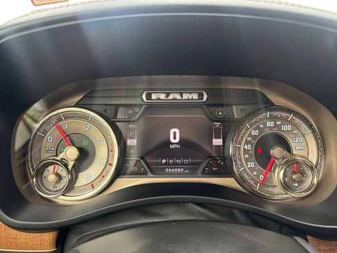 Used 2020 RAM 2500 Limited image 24