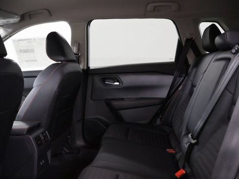 New 2026 Nissan Rogue SV AWD/4WD image 27