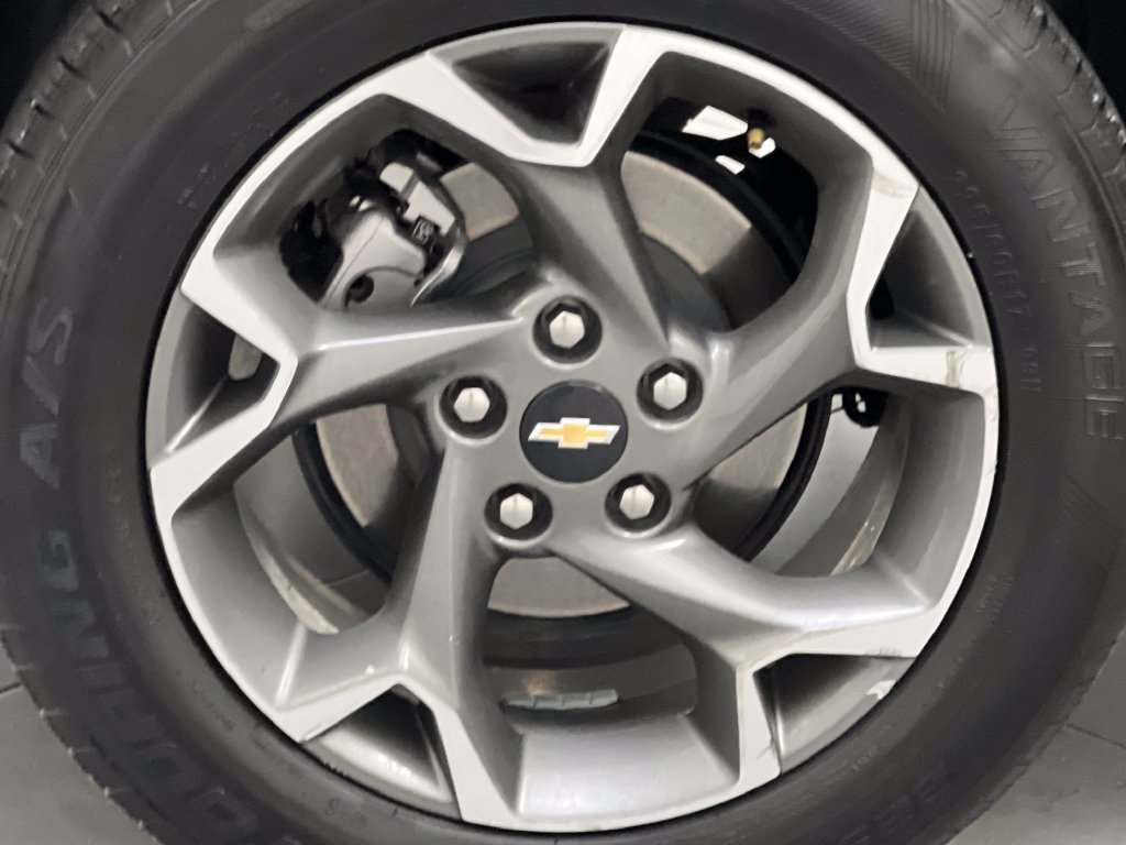 Used 2025 Chevrolet Trax LT FWD image 66