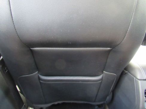 Used 2020 Ford Edge Titanium image 29