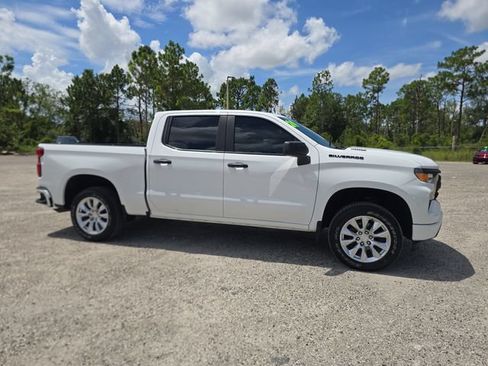 Used 2024 Chevrolet Silverado 1500 Custom RWD image 2
