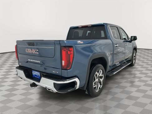 Used 2024 GMC Sierra 1500 SLT w/ SLT Premium Package image 5