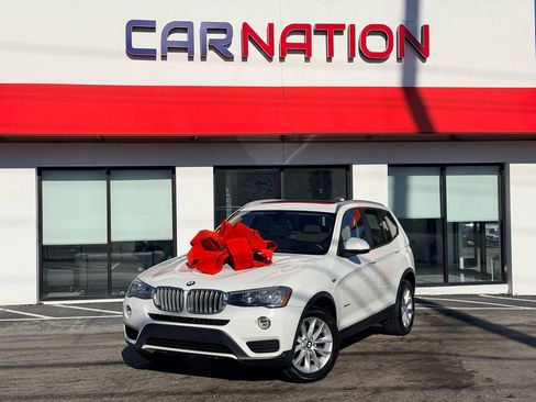 Used 2016 BMW X3 xDrive28i image 2