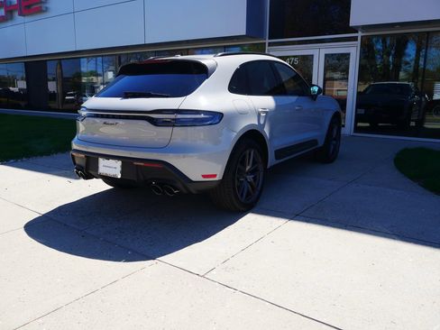 New 2026 Porsche Macan AWD/4WD image 7