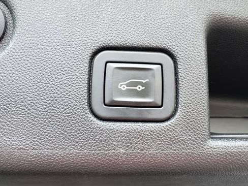 Used 2019 Chevrolet Equinox Premier AWD/4WD image 10