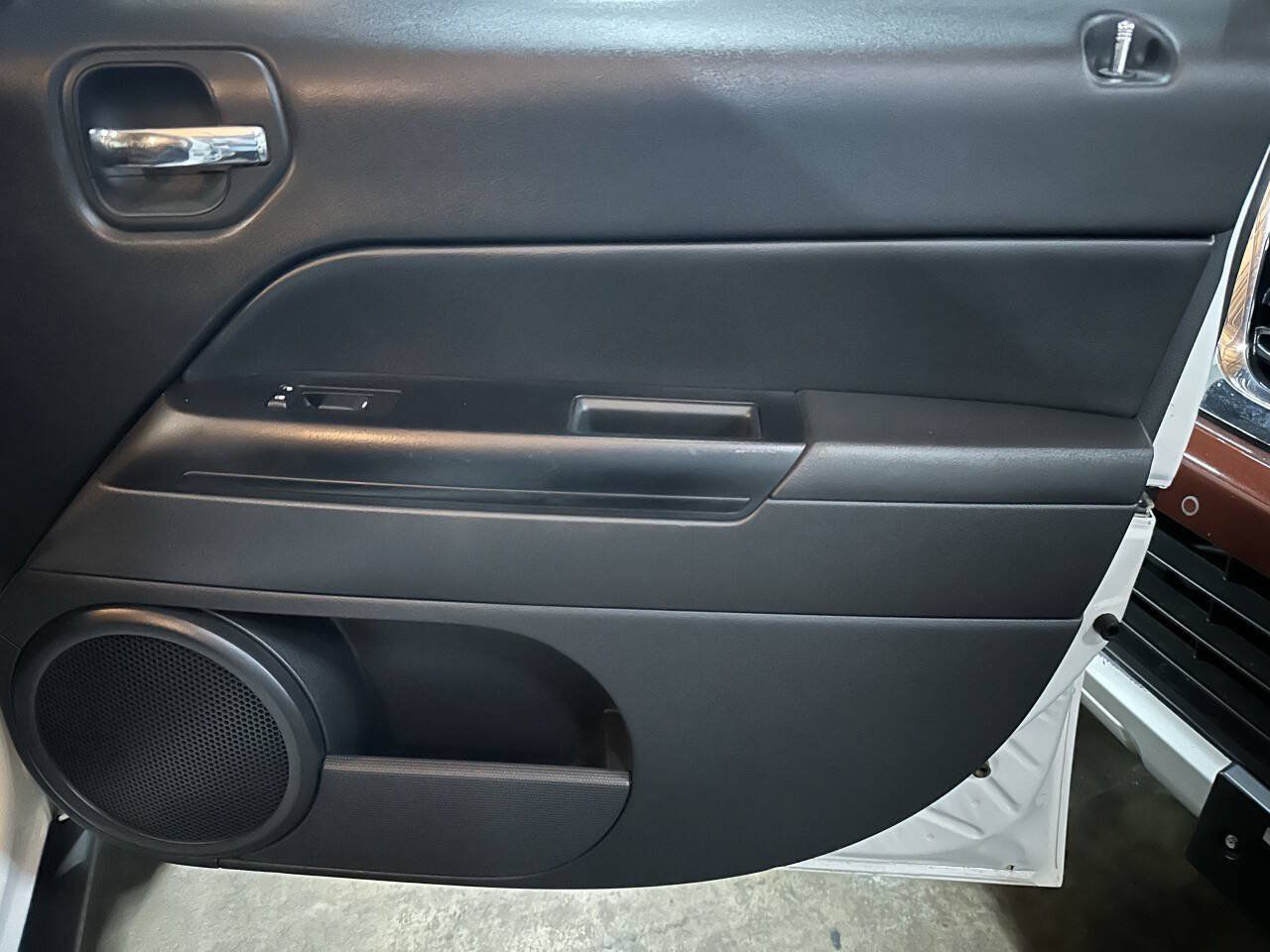 Used 2016 Jeep Patriot Sport w/ Power Value Group FWD image 31