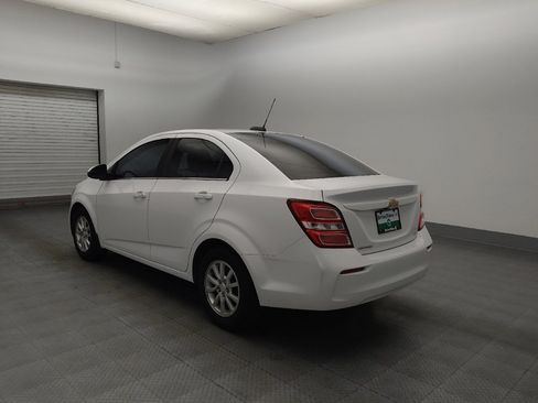 Used 2018 Chevrolet Sonic LT w/ Convenience Package image 5