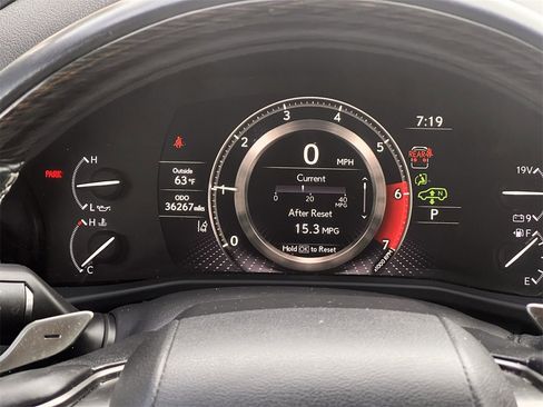 Used 2023 Lexus LX 600 4WD w/ Ultra Luxury Package image 16