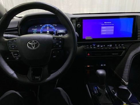 Certified 2025 Toyota Camry XLE w/ Premium Package image 20