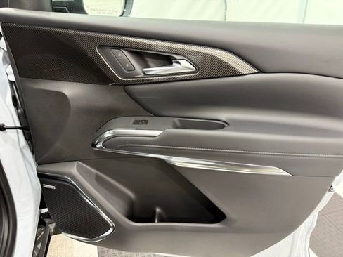 New 2026 Chevrolet Traverse High Country image 24