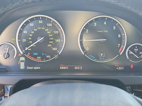 Used 2017 BMW X5 xDrive40e image 25