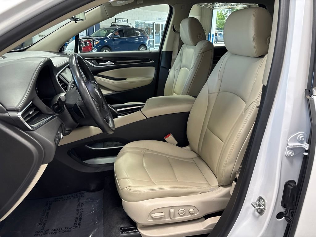 Used 2021 Buick Enclave Premium w/ Surround and Sites Package AWD/4WD image 9
